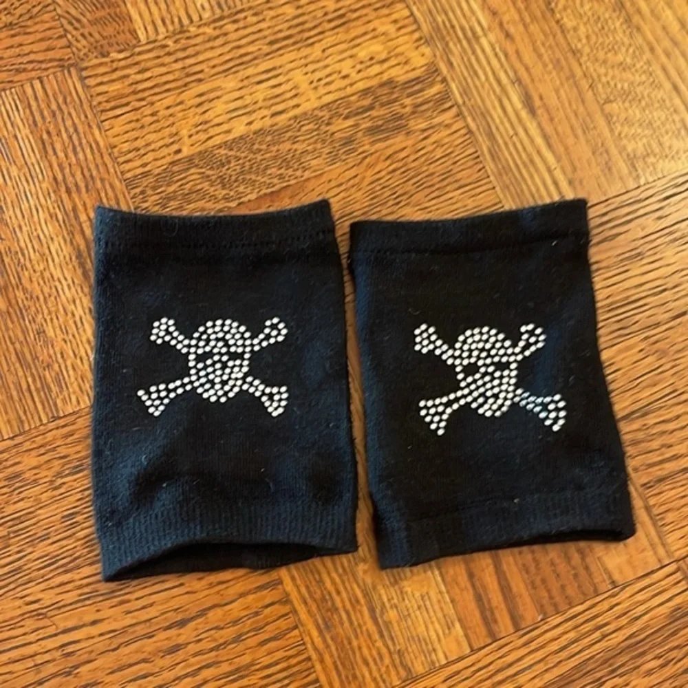 Skull rhinestone Black fingerless gloves